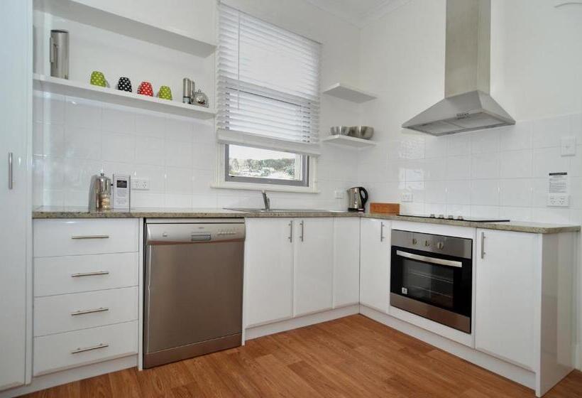 Апартаменты 2 Спальни, Albany Central Apartments