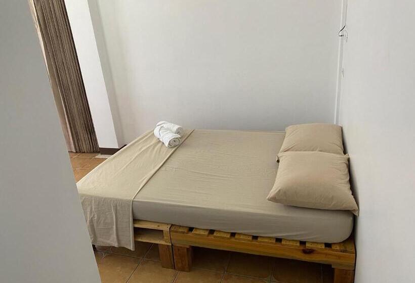 اتاق استاندارد با 2 تخت دوبل, La Hacienda Rooms & Food