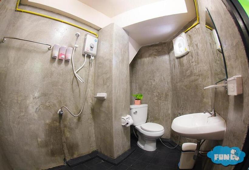 家庭间, Fun D Hostel Chiang Rai