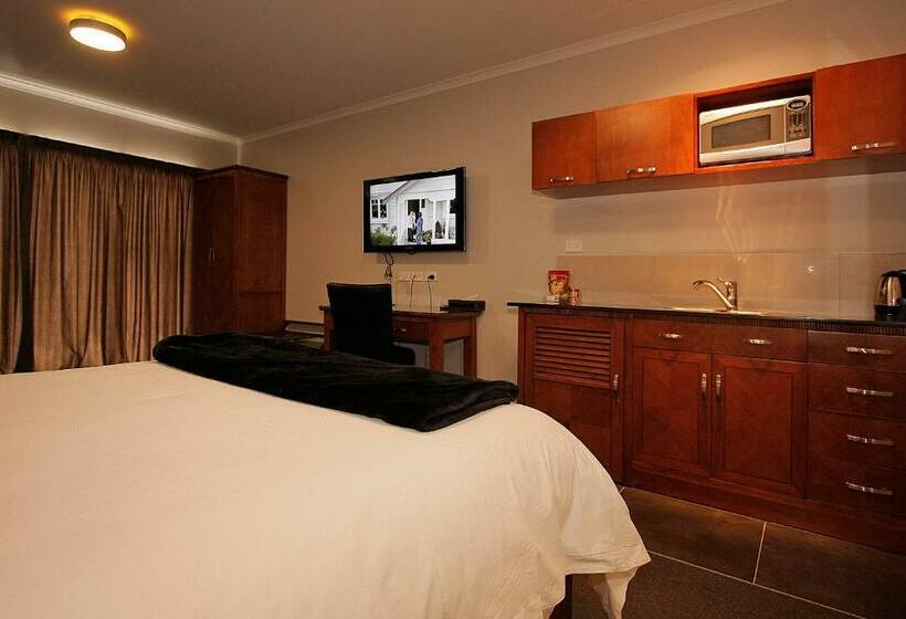 标准工作室, City Corporate Motor Inn