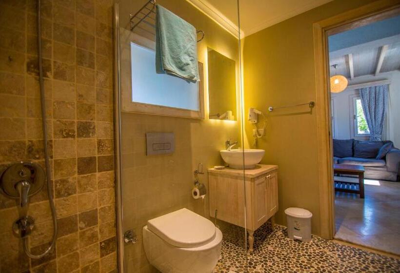 家庭小型套房, Orino Suites