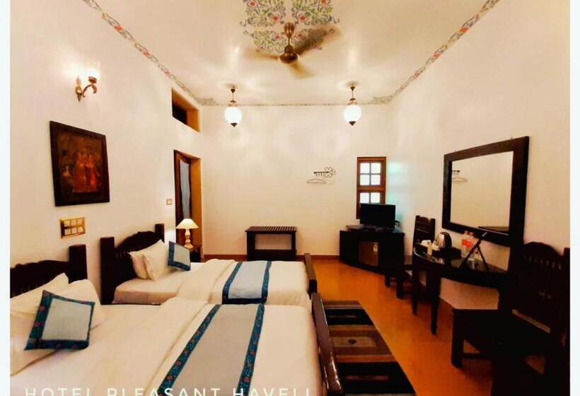 غرفة قياسية ثلاثية, Pleasant Haveli   Only Adults