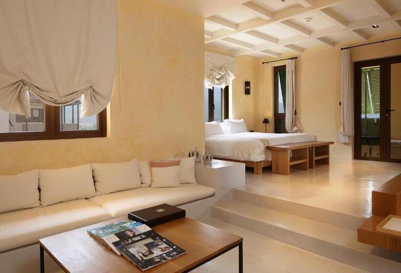 Номер Стандартный с Видом, Toscana Town Square Suites