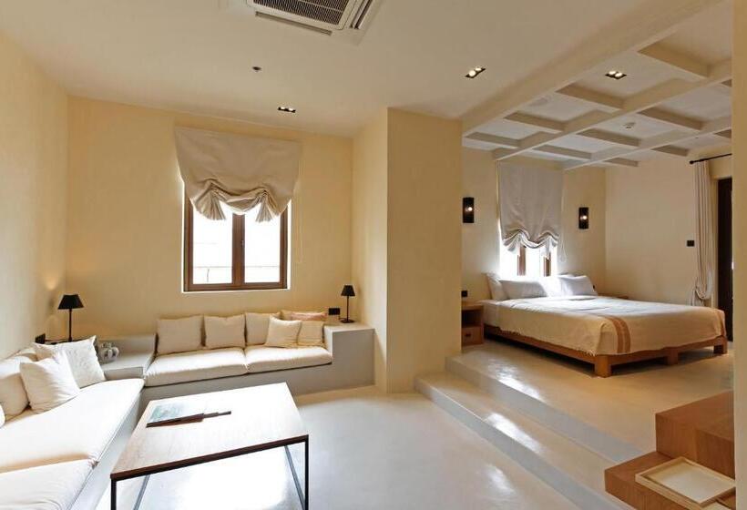 Номер Стандартный с Видом, Toscana Town Square Suites