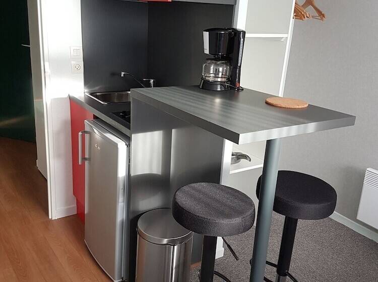 Студия Стандарт, Kosy Appart Hôtel Le Champ De Mars Reims