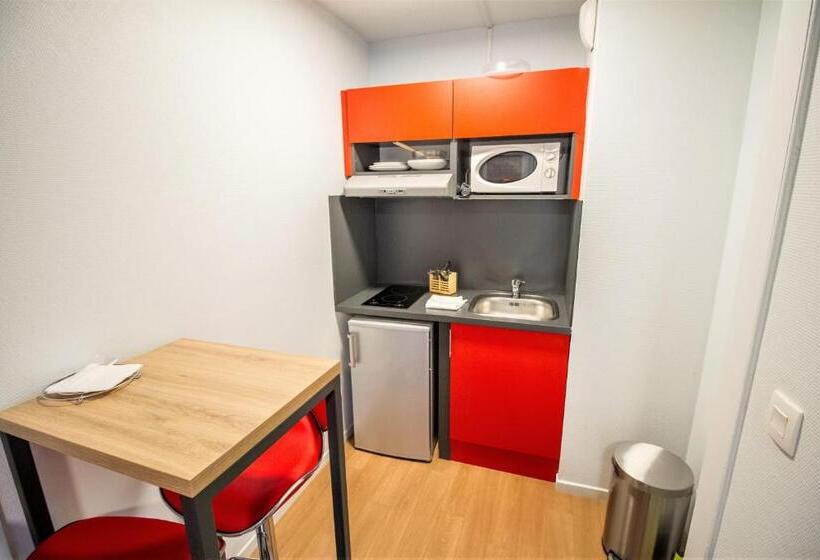Студия Стандарт, Kosy Appart Hôtel Le Champ De Mars Reims