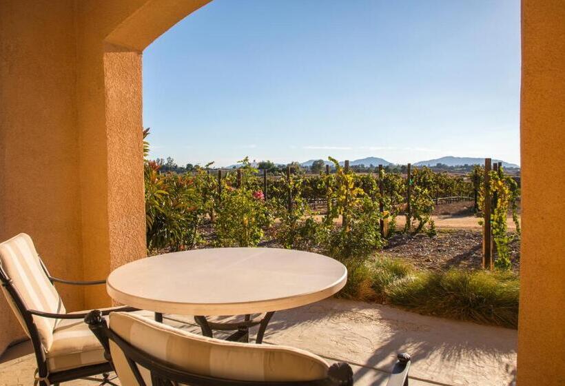Бунгало Стандарт, Carter Estate Winery And Resort