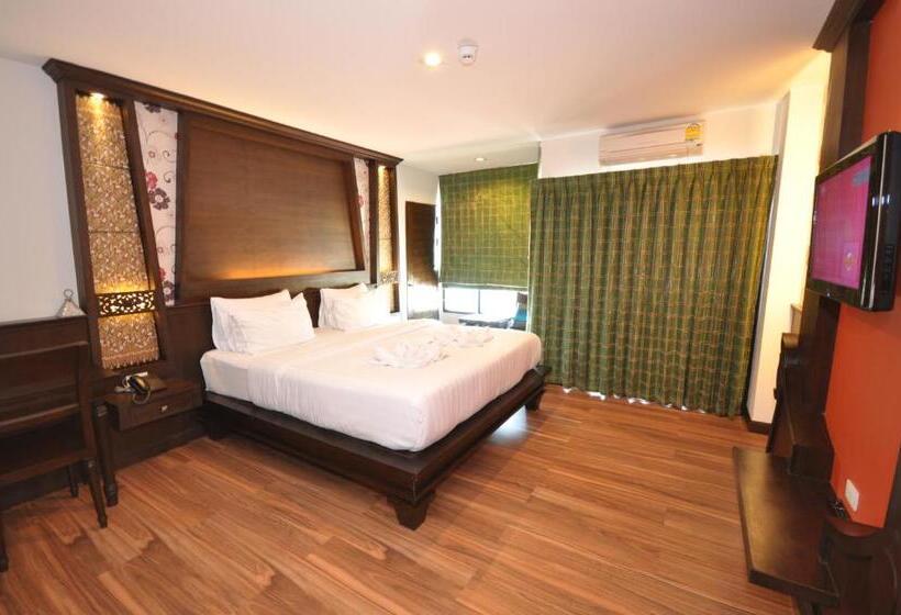 수피리어 룸 측면 바다 전망, Chalelarn Hotel Hua Hin
