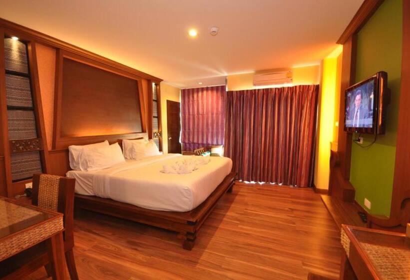 수피리어 룸 측면 바다 전망, Chalelarn Hotel Hua Hin