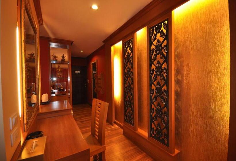 자쿠지 스위트, Chalelarn Hotel Hua Hin