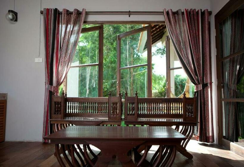 ویلای 1 خوابه, Chiangmai Royal Creek