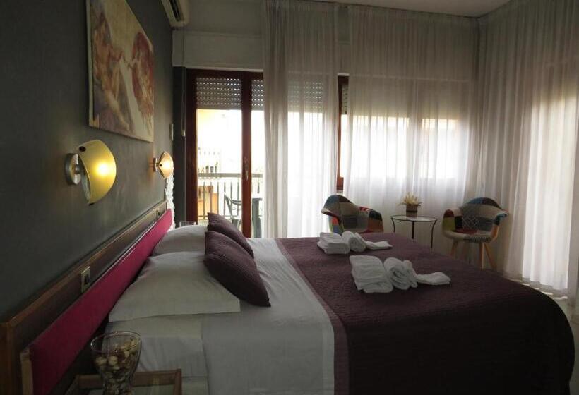 اتاق استاندارد چهار تخته, San Michele