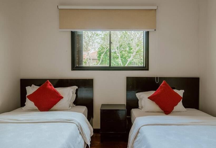 Вилла 2 Спальни, Borneo Beach Villas