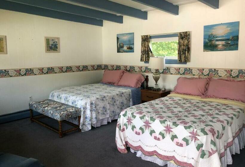 اتاق استاندارد, Claddagh Motel & Suites