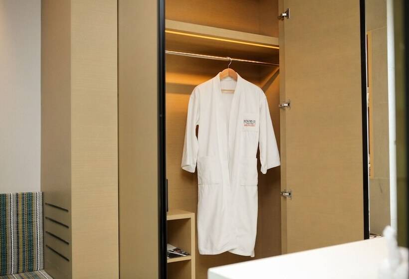 اتاق اجرایی, Minimax Premier Hotel Shanghai Hongqiao
