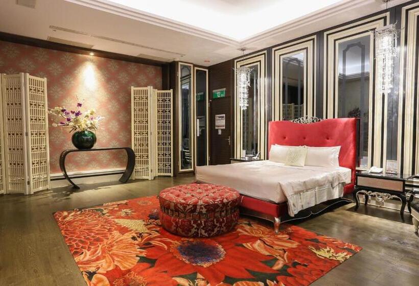 سوییت سوپریور, Mulan Motel Taipei