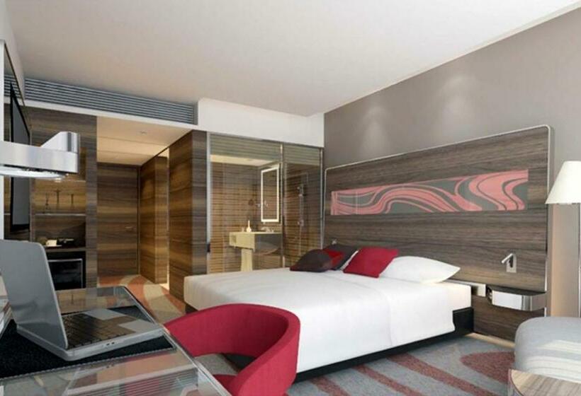 Номер Superior, Novotel Pekanbaru