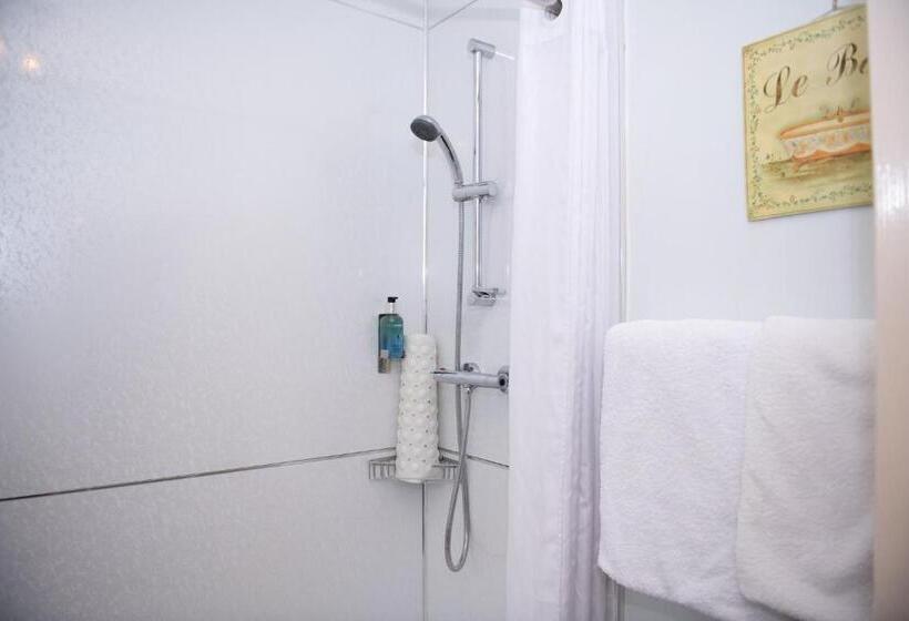 Номер Стандарт, Milton House Studio Apartment Suites