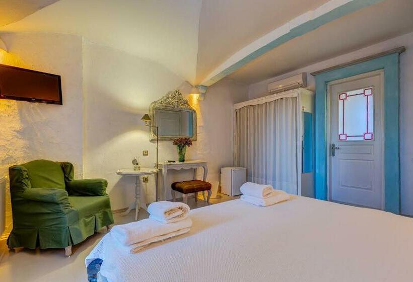 اتاق استاندارد, Cunda Battalos Küçük Otel