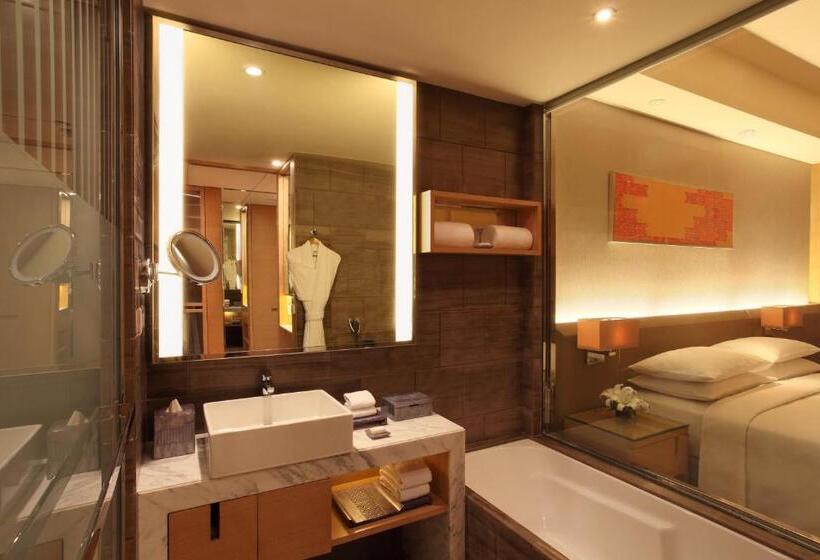 اتاق استاندارد با تخت بزرگ, Hyatt Regency Chandigarh