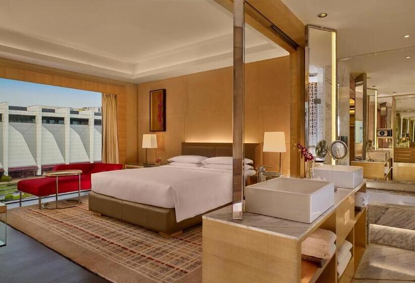 سوییت اجرایی, Hyatt Regency Chandigarh