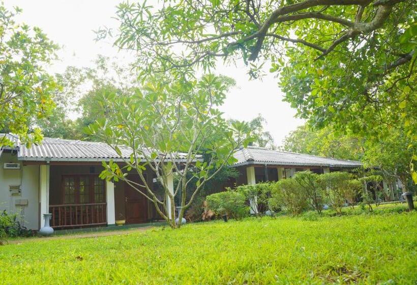 Номер Стандарт Вид на Сад, Royal Retreat, Sigiriya 5 Mins To Sigiriya Rock