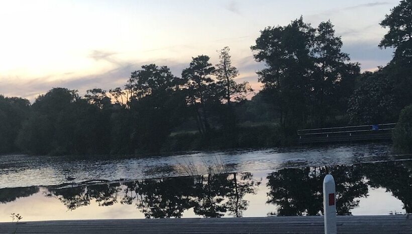 Номер Стандарт Трехместный, The Riverside Inn