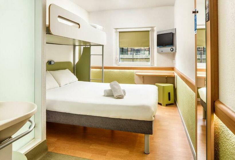 Трехместный Номер Стандарт с Двухъярусными Кроватями, Ibis Budget Bergerac