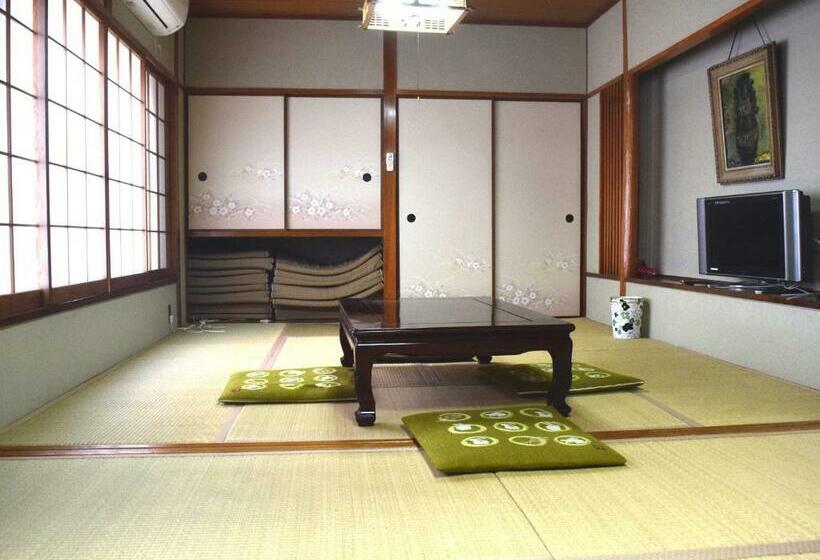 ファミリールーム, Yamabe