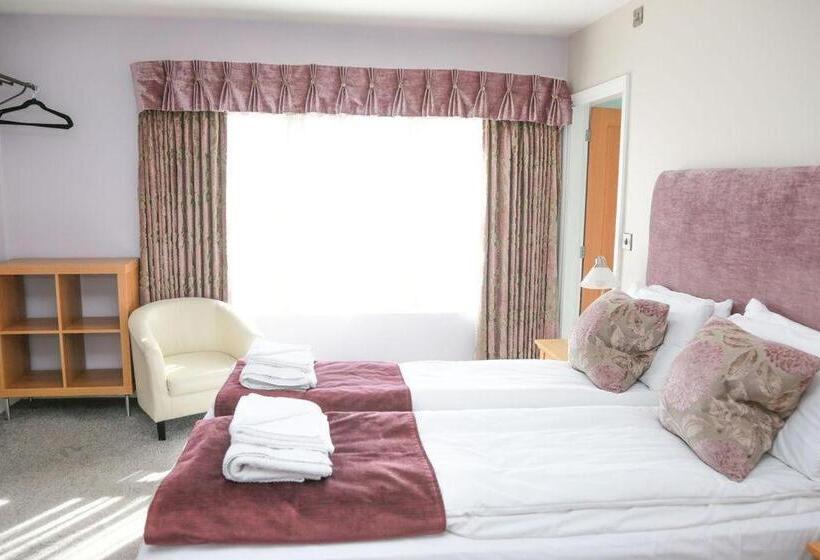 Deluxe Room, The Maypole At Wellow