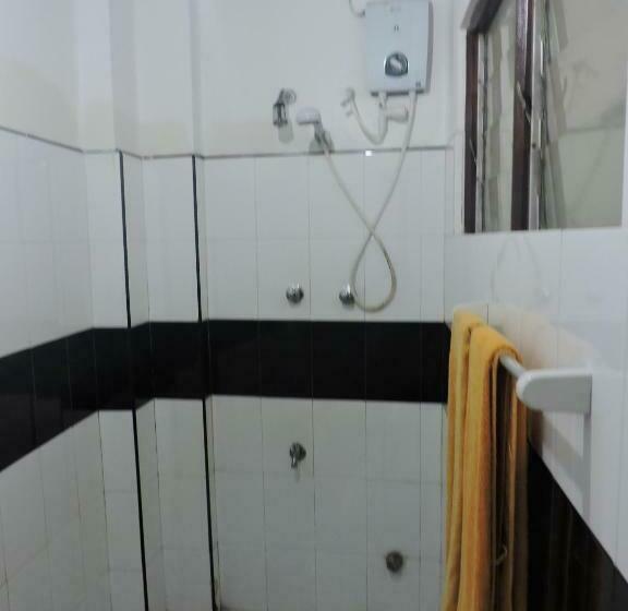 اتاق سوپریور, Charlton Kandy City Rest