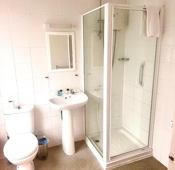 اتاق استاندارد با تخت بزرگ, The Wash & Tope