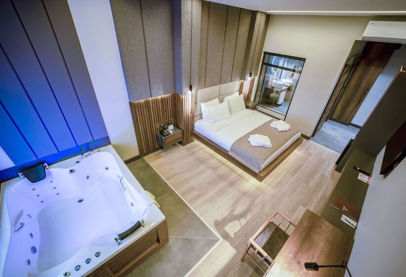 Quarto standard, Aksular