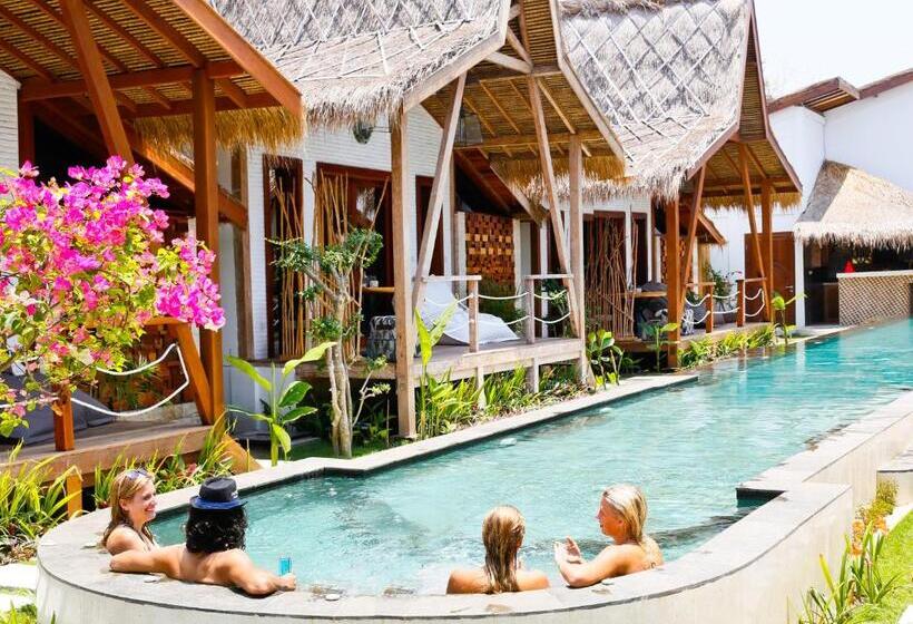 Номер Deluxe Вид на Бассейн, Kaleydo Villas