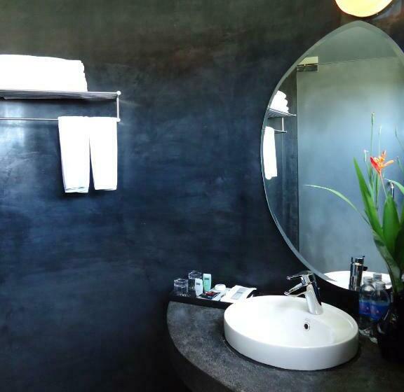 标准间, Men's Resort & Spa