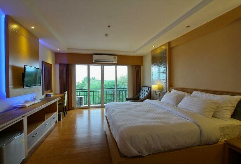 キングサイズベッドのスタンダードルーム, Kitlada Hotel Udonthani