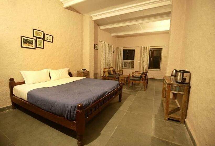 标准间, Pangarh Lake Retreat