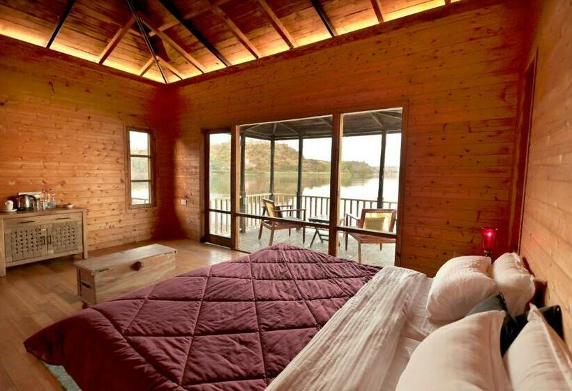标准间, Pangarh Lake Retreat