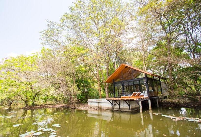 Шале 1 Спальня, Kalundewa Retreat