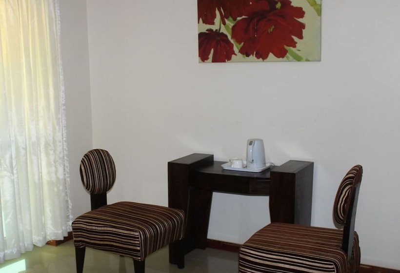 اتاق لوکس, Signature Hotel Apartments
