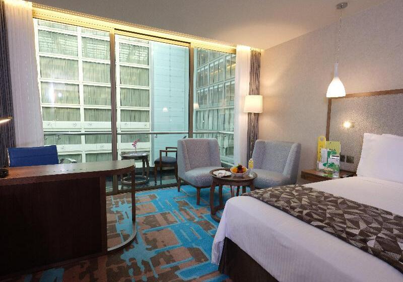 اتاق استاندارد با تخت بزرگ, Holiday Inn Kuwait Al Thuraya City, An Ihg