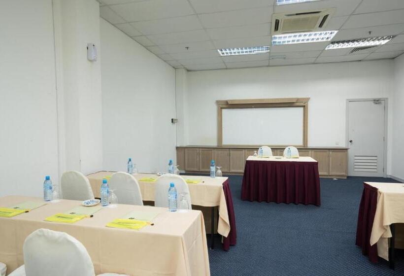 Номер Superior, Th Hotel Kelana Jaya