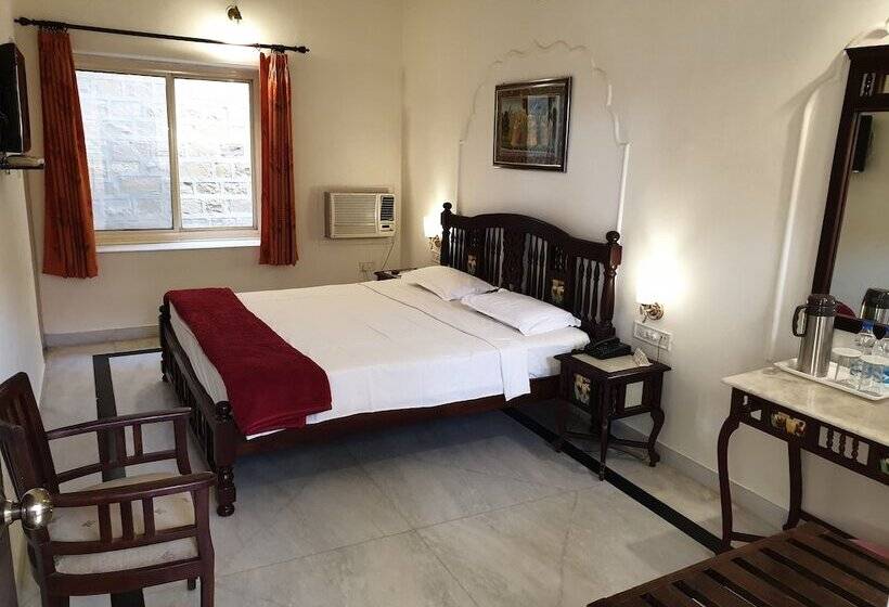 Quarto Premium, Welcomheritage Kalyan Bhawan