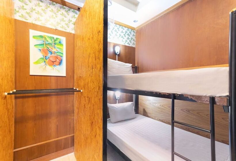 共用房间的床, Riverside Guesthouse