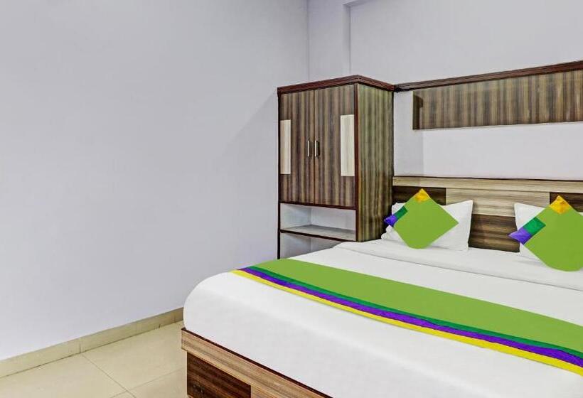 Номер Deluxe Кровать Кинг, Golden Heights