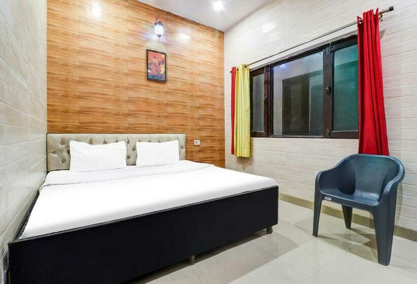 חדר קלאסי לשלושה, Spot On Hotel Kamal