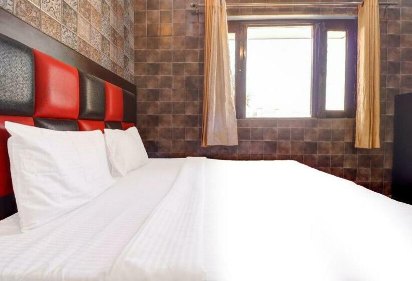 חדר קלאסי לשלושה, Spot On Hotel Kamal
