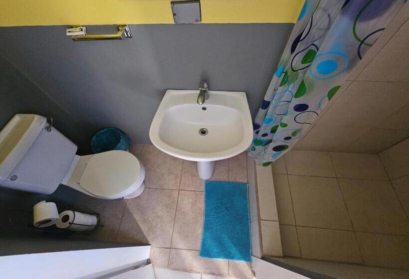 اتاق استاندارد با چشم‌انداز باغ, Fish Tobago Guesthouse Or Joy And Brandon Guesthouse