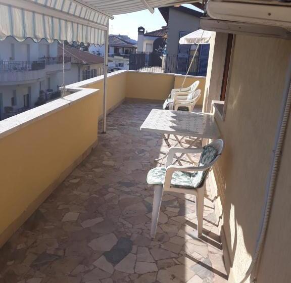 آپارتمان 1 خوابه, Casa Gialla