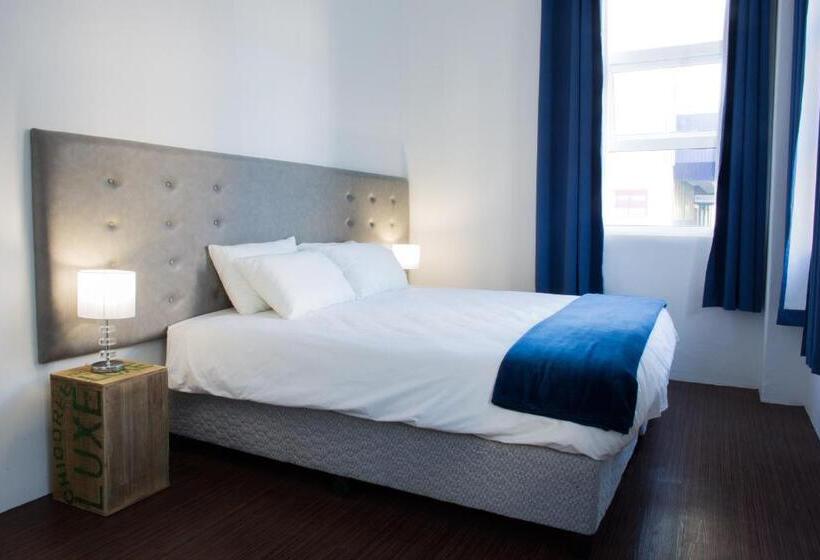 اتاق استاندارد با تخت بزرگ, 91 Loop Boutique Hostel